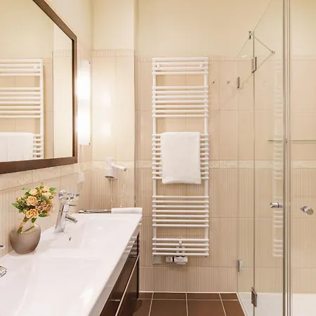 Apartment Gruner App 5 *