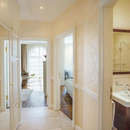 Gruner App 5 * Zinnowitz